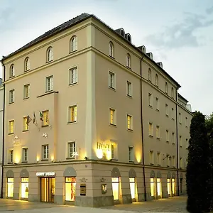 Hotel Premier Weisser Hase, Pasov